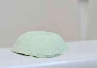 Homemade bath bombs for kids