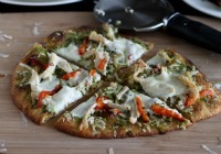 Mediterranean chicken naan pizza with pesto & fresh mozzarella