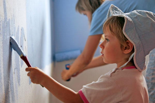 Girl and Mom painting room