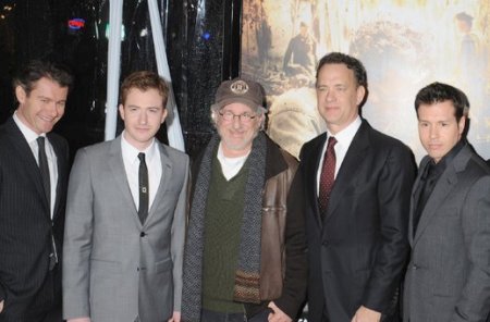Steven Spielberg and Tom Hanks (center) at The Pacific premiere
