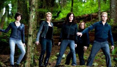 The Cullens are ready for war