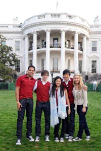 The cast of Glee visit The White House