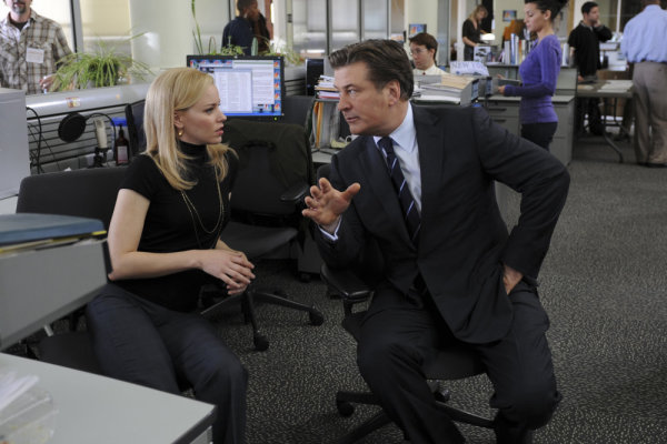 Elizabeth Banks and Alec Baldwin in 30 Rock