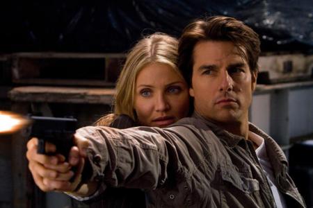Cameron Diaz and Tom Cruise in Knight and Day