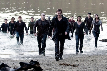 The Victoria Vampires are coming for Edward and Bella