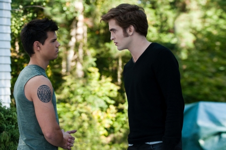 Taylor Lautner and Robert Pattinson in Eclipse
