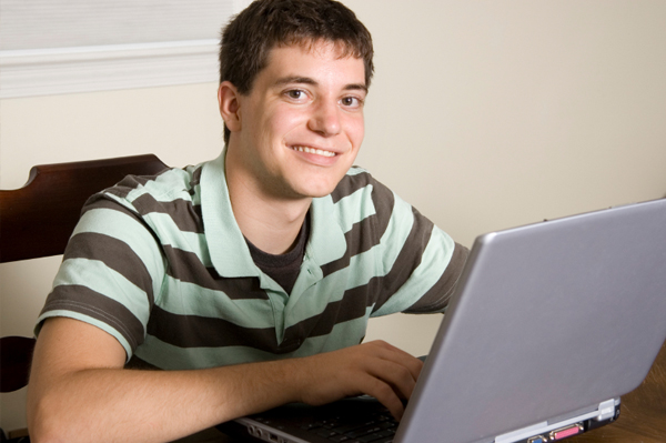 Teen filing out college application