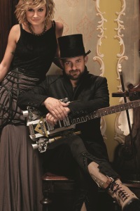 Kristian Bush and Jennifer Nettles are Sugarland