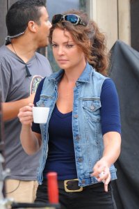 Katherine Heigl on the set