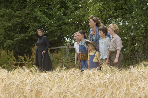 Maggie Gyllenhaal in Nanny McPhee