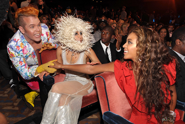 Perez Gaga Beyonce
