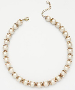 classic fashion accessory: pearls