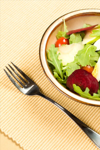 Apple and fennel beet salad