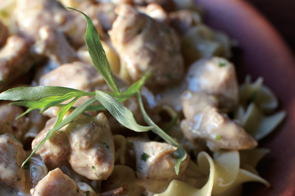 Chicken stroganoff with tarragon and mustard recipe