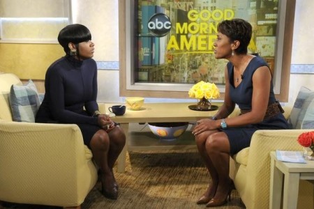 Fantasia visits Robin Roberts on GMA