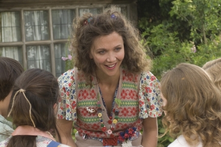 Maggie Gyllenhaal stars in Nanny McPhee Returns