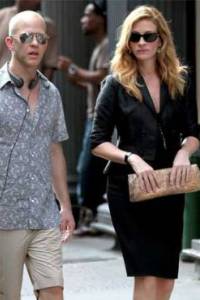 Ryan Murphy and Julia Roberts