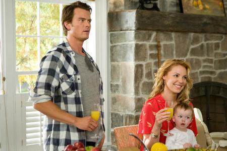 Josh Duhamel and Katherine Heigl in Life as We Know It