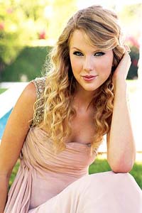 Taylor Swift addresses her critics with her Mean lyrics