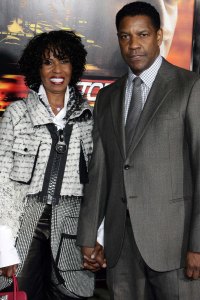 Denzel and his wife take in the Unstoppable premiere
