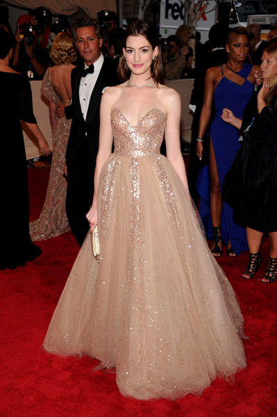 anne hathaway