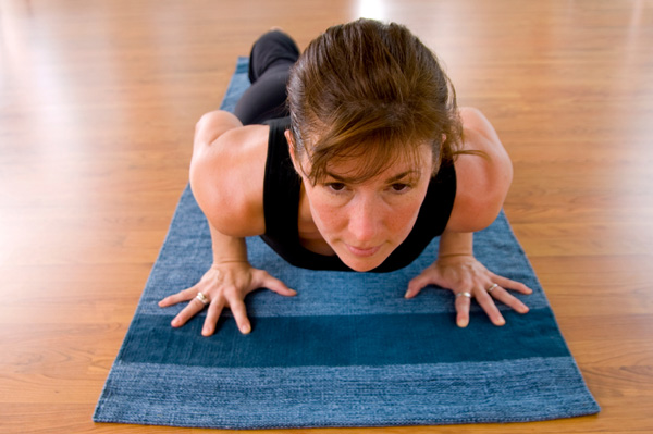 Woman doing pushups
