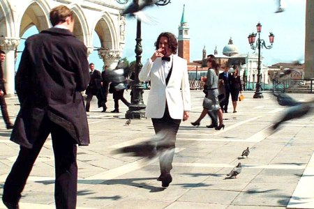 Johnny Depp walks in Venice in The Tourist