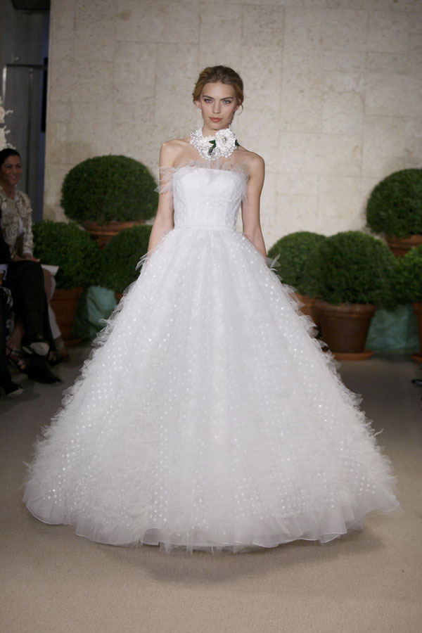 Oscar de la Renta Spring 2011 Bridal Collection