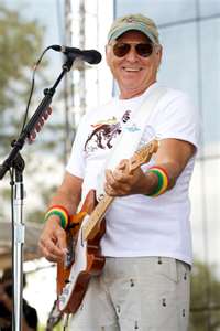 Jimmy Buffett falls off stage in Australia