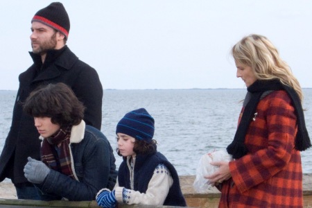 Liev Schreiber and Helen Hunt in Every Day