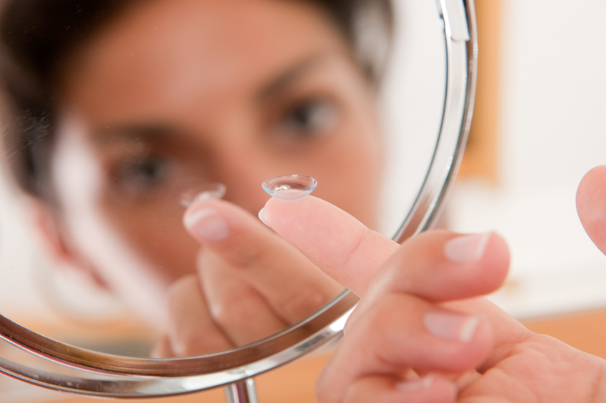 inserting contact lenses