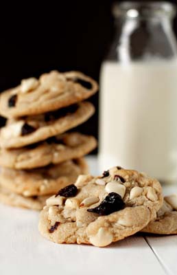 White Chocolate Cherry Cookies