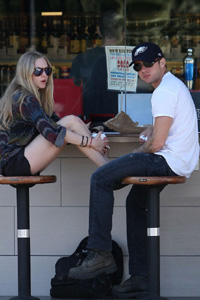 Amanda Seyfried and Ryan Phillippe