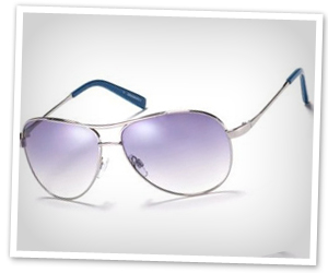 Aviator sunglasses are a great accessory for the beach
