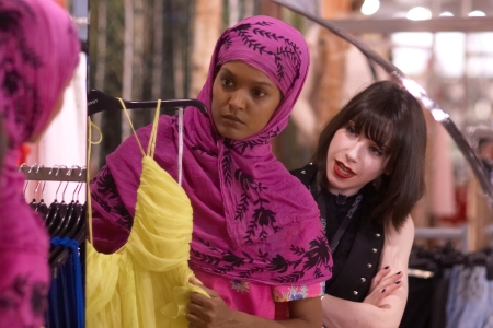 Sally Hawkins stars in Desert Flower with Liya Kebede