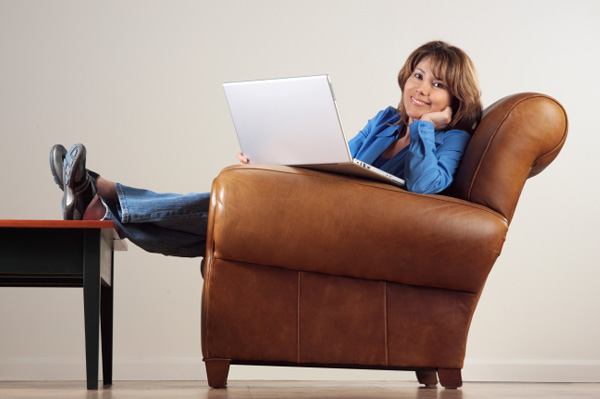 mom on computer