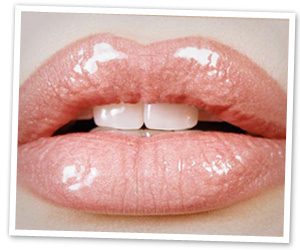 Get kissable lips for your date night