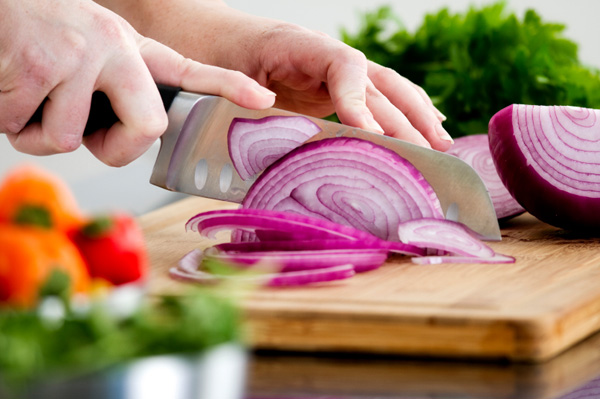 Cutting onions