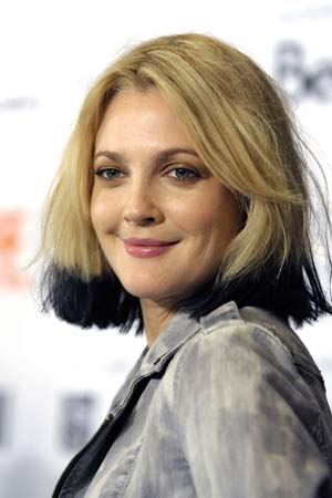 Drew Barrymore blue-tipped hair