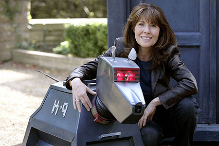 Elisabeth Sladen dies