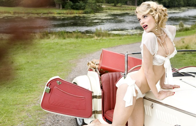 Fred & Ginger British lingerie royal style