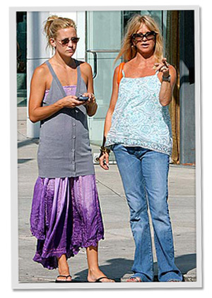Goldie Hawn and Kate Hudson