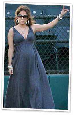 Jennifer Lopez's stylish maternity dress