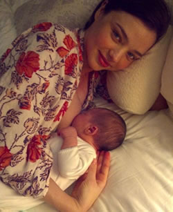 Miranda Kerr breastfeeding baby Flynn