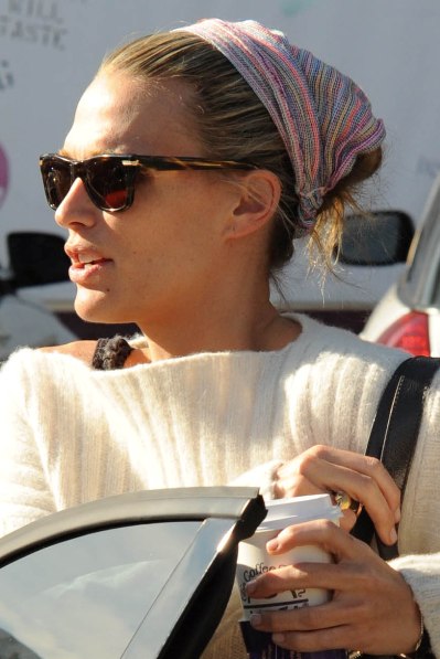 Molly Sims with a scarf hairstyle