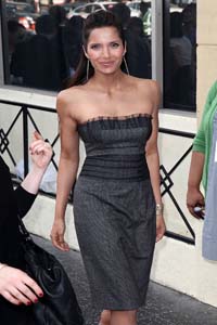 padma lakshmi says nude photos aren't that big of a deal