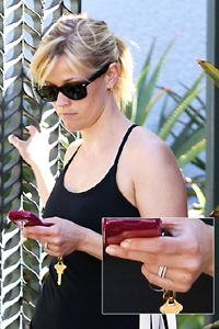 Reese Witherspoon weddng ring