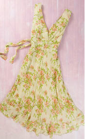 sleeveless dress, summer fashion, hot weather fashion, summer beauty