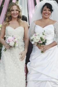 It's the Calzone wedding! Callie & Arizona tie the knot on Grey's Anatomy