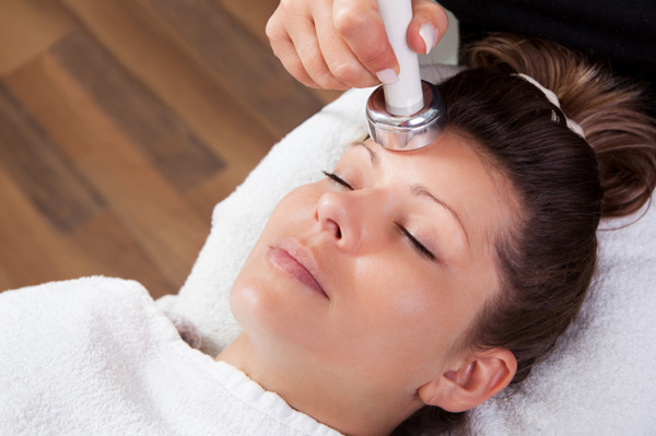 Facial light therapy
